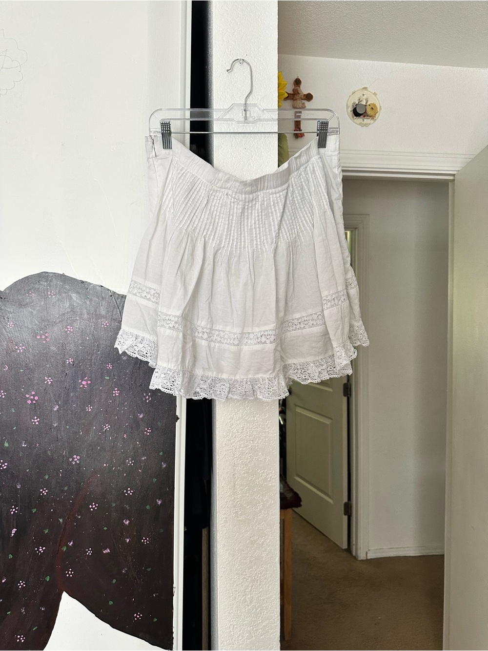 GAP White Lace-Trim Mini Skirt - Picture 2 of 4